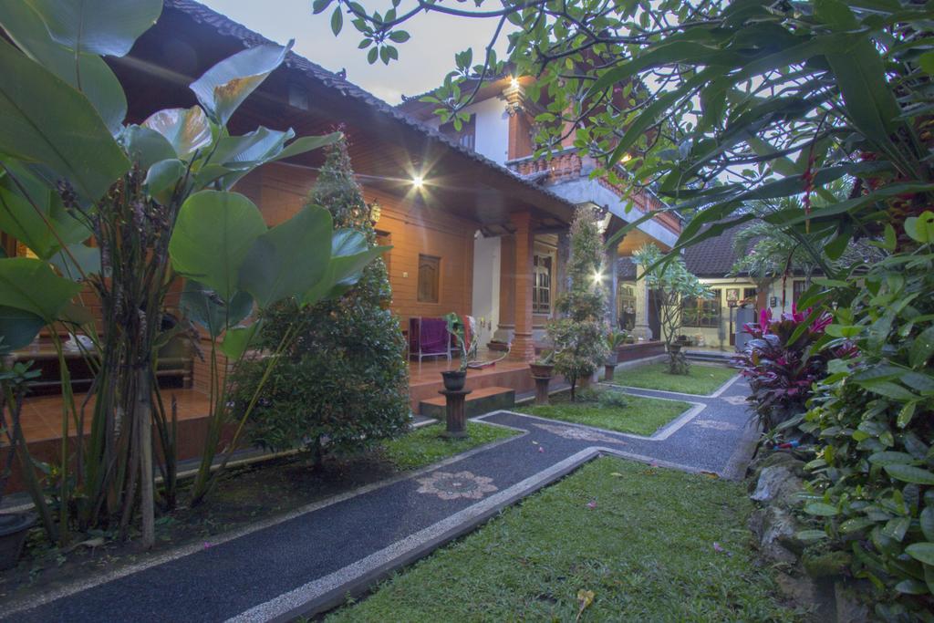 Hotel Yuliati House Ubud Exterior foto