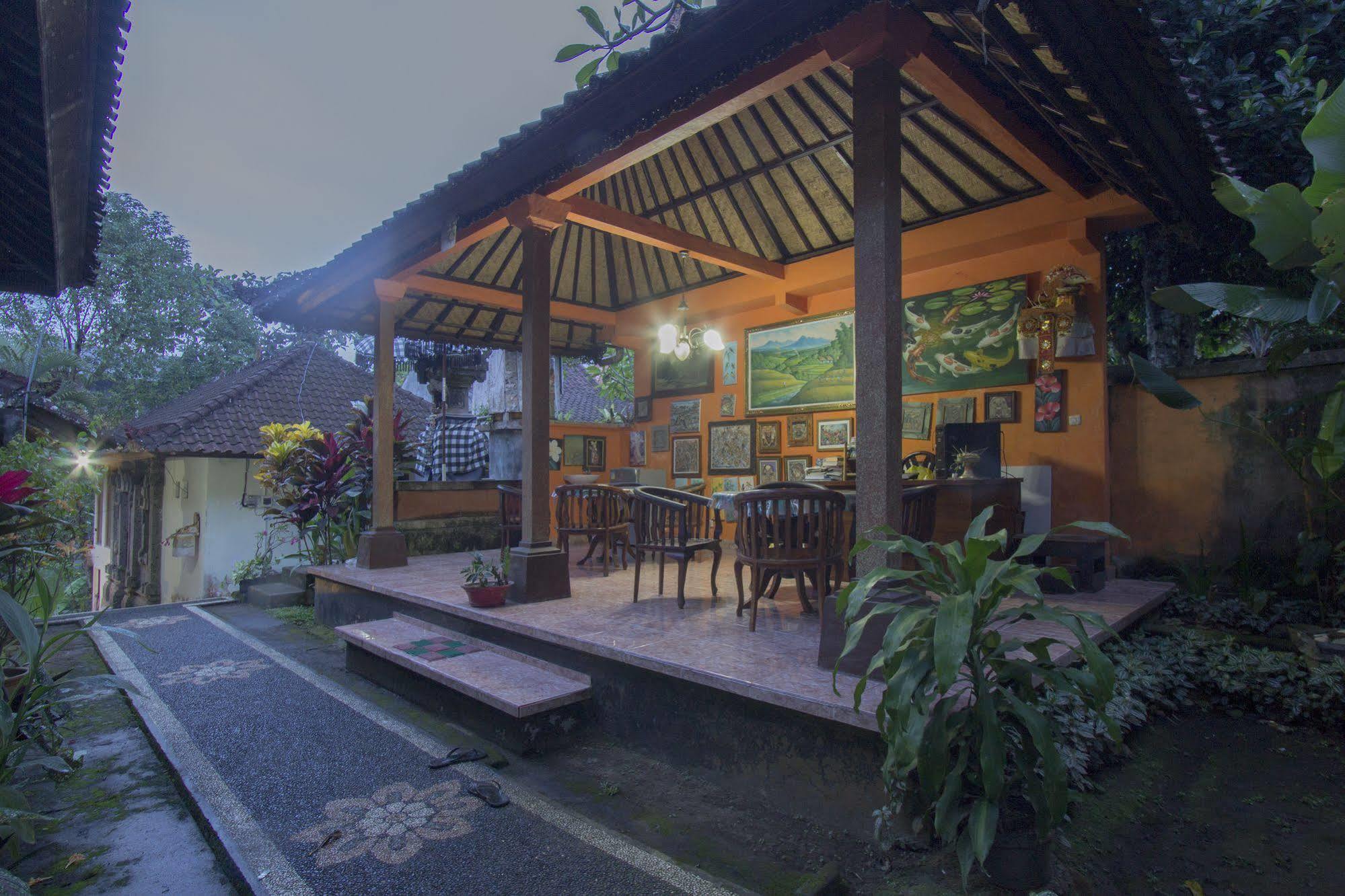 Hotel Yuliati House Ubud Exterior foto